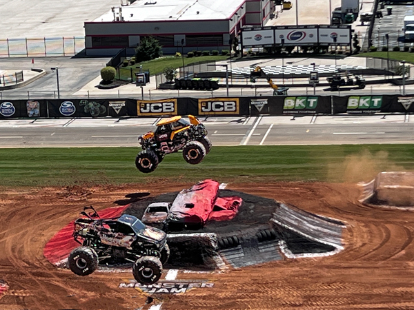 JCB Digatron defeated Black Pearl