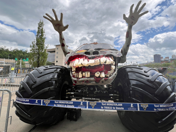 Zombie Monster Truck 