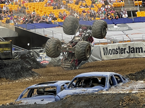 Megalodon Monster Truck