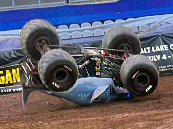 Megalodon Monster Truck