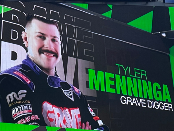 driver of Grave - Typer Menninga