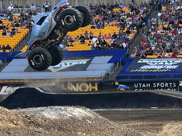 Megalodon Monster Truck