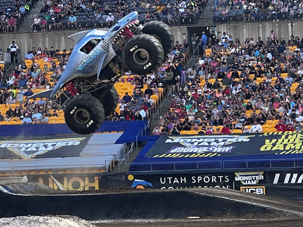 Megalodon Monster Truck