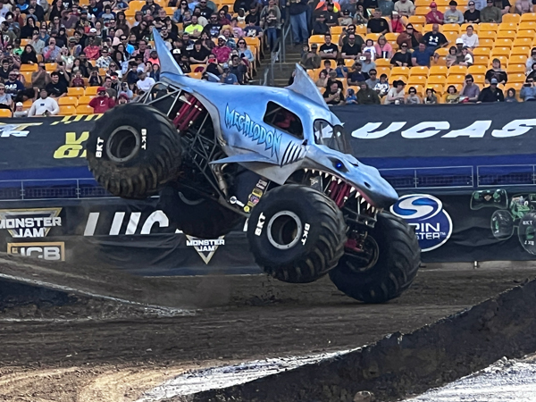 Megalodon Monster Truck