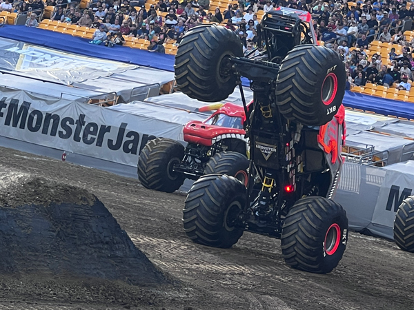 thunderROARus Monster Truck