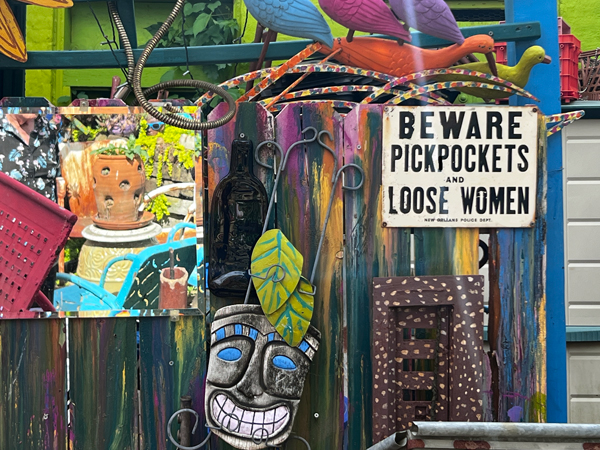 Pickpocket sign