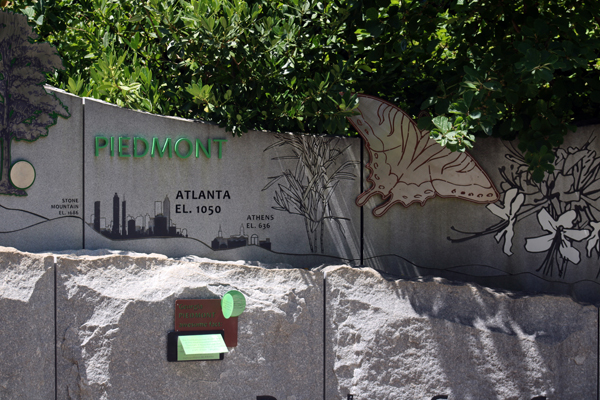 Botanical Garden wall