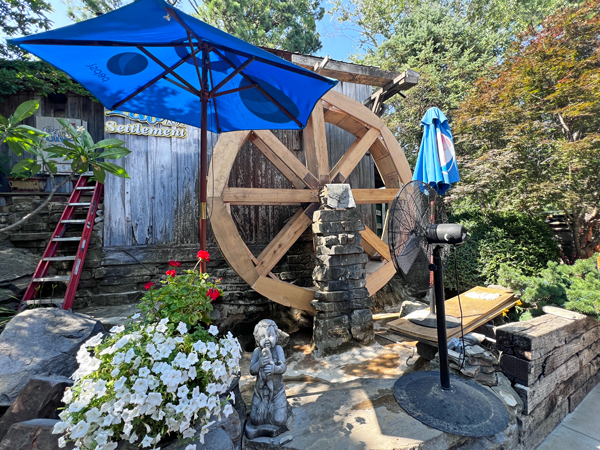 Grist Mill Outdoor Cafe