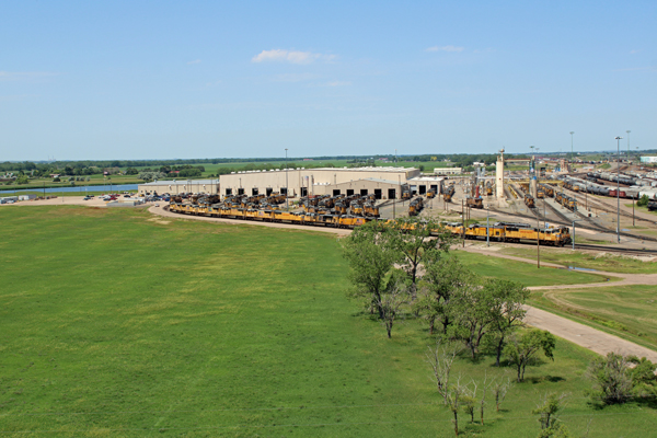 Lots of trains in Bailey Yard