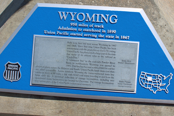 Wyoming had 958 miles of track