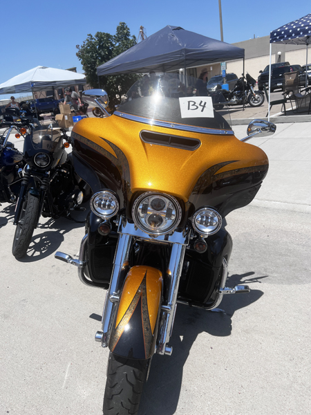 g gold motorcycle