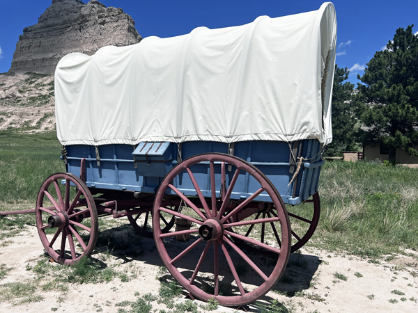 covered wagon area at Scotts Bluf