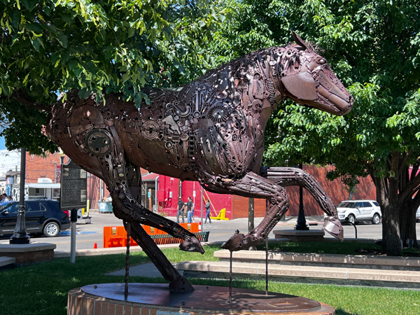 horse statue