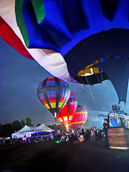 nighttime Balloon Glow 