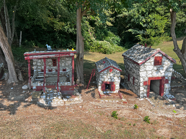 Shangi-La-Village