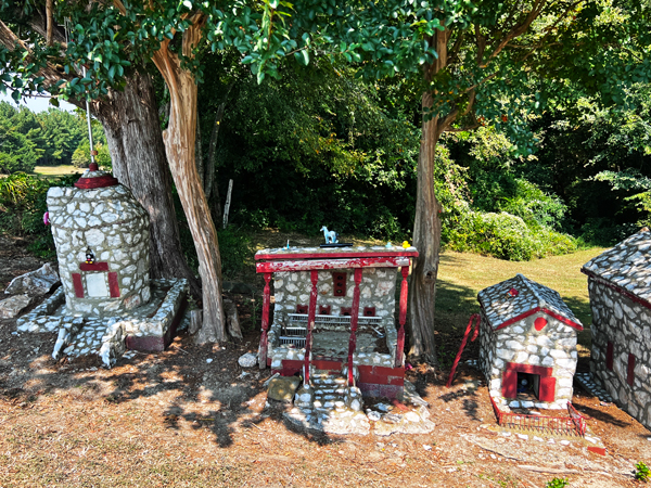 Shangi-La-Village