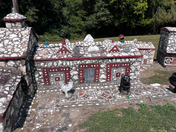 Shangi-La-Village
