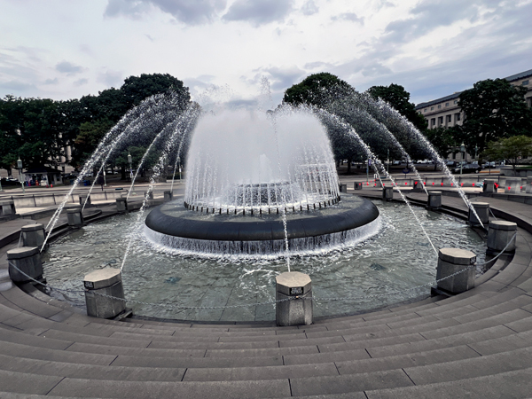 Pennsylvania War Veterans Memorial fountain