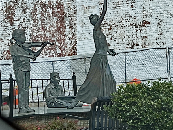 An entertainment monument