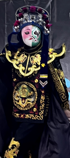 The Amazing Face Changing Performer