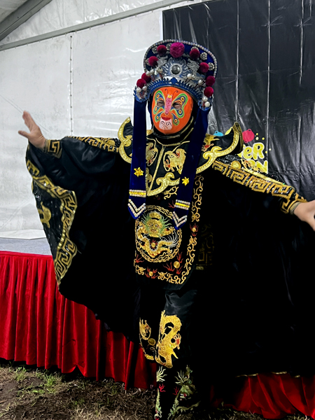 The Amazing Face Changing Performe