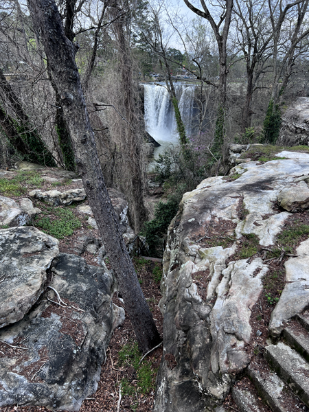 A path to the bottom of Noccalula Falls 