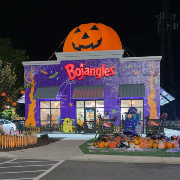 Bojangles in Conway SC at night