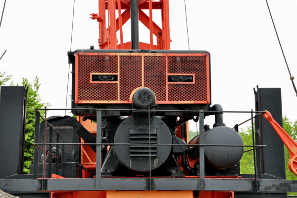 The front of this rig looks like it has two eyes, a nose and a mouth