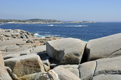 granite boulders at Peggys Cove