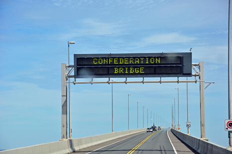 blinking sign on Confederation Bridge