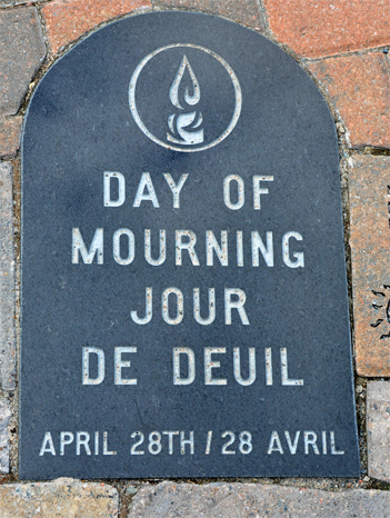 plaque for a day of mourning