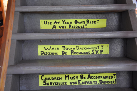 staircase warnings
