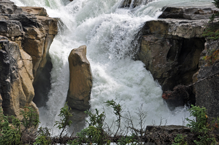 close-up of the rock in the middle of the falls