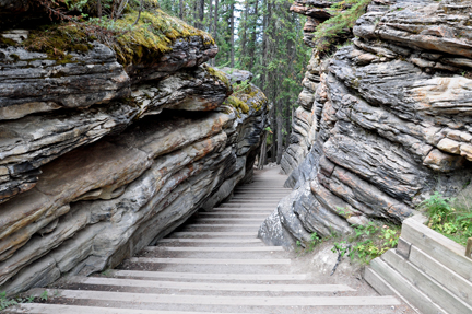 to the lower canyon