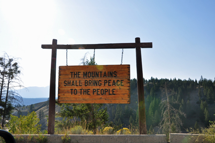 sign - The Mountains shall bring peace to the people