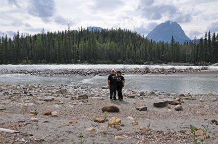 the two RV Gypsies and Athabasca River