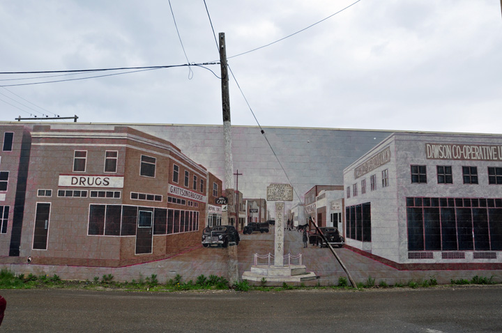 mural - Dawson Creek's downtown street scene