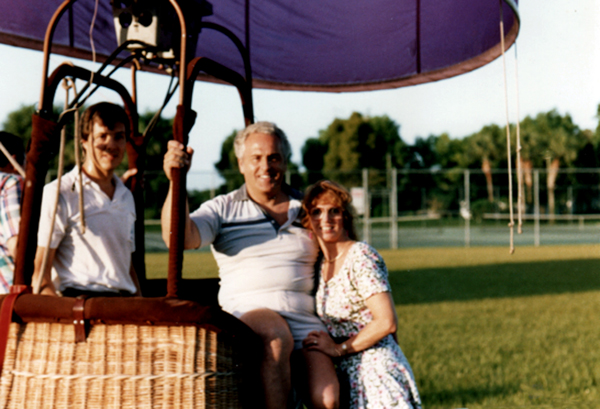 Lee and Karen Duquette at the hot air balloon