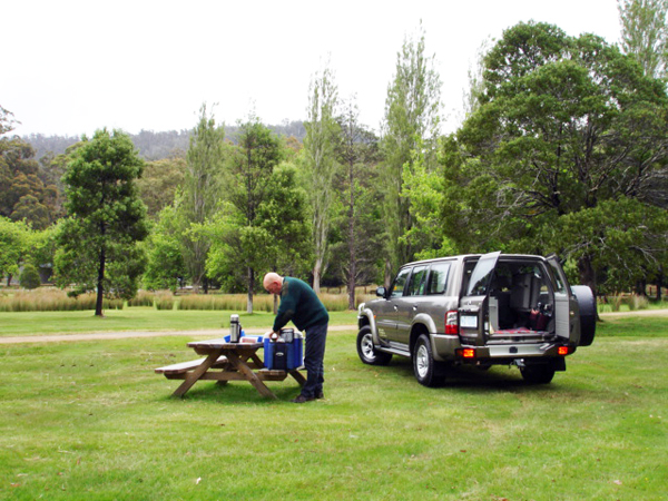 richard sttting up a snack area