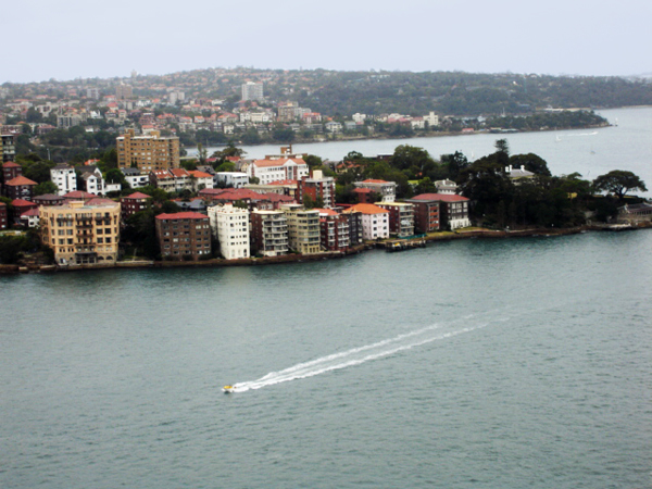 houses and Sydney Harbor
