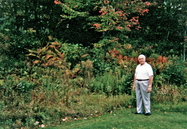 Lee Duquette and fall colors in Vermont 2000