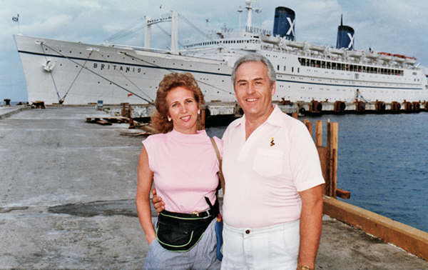 Karen and Lee Duquette and The SS Britanis in Cozumel