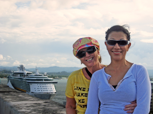 Karen, Amy and the cruise ship