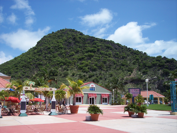 scenery in St. Maarten