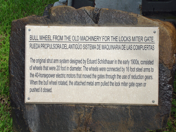 sign about the canal gears