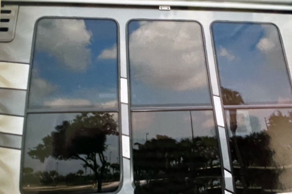 3 windows on the R