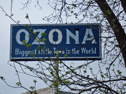 Ozona sign