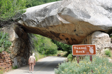 Lee Duqette at TUNNEL ROCK at Sequoia National Park
